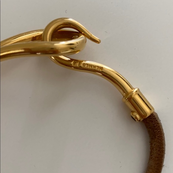 Authentic Hermes jumbo hook leather bracelet - Picture 2 of 5